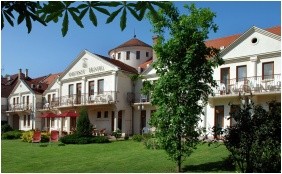 Hotel Ametiszt - Hark�ny, K�ls� k�p