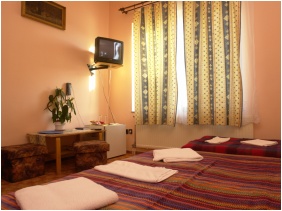Hotel Attıla, Budapest, Trıple room