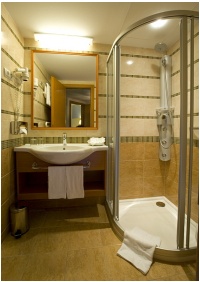 Best Western Hotel Art, F�rd�szoba - Budapest