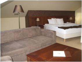 Csal�di apartman, Espa Bio & Art Hotel, Zs�mb�k