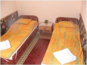 Recepci� - Bogl�rka Panzi� & Apartmanh�zak