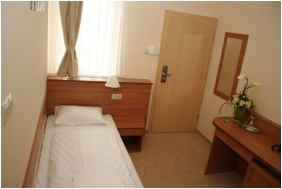 Civitas Boutique Hotel, Sopron, Egy�gyas szoba