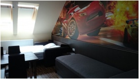 Csal�di apartman