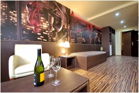 Corvin Hotel - Gyula, Szobabels�