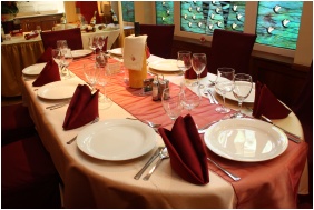Dom Hotel, �tterem - Szeged