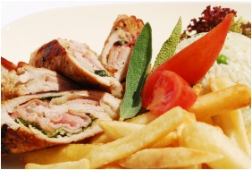 D�m Hotel, �tterem
