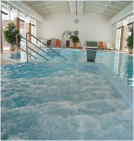 �lm�nymedence, Dr�va Hotel Thermal Resort, Hark�ny