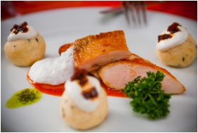Hotel Aqua Eger, �tterem
