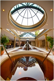 Hotel Aurum - Hajduszoboszlo, Indoor pool