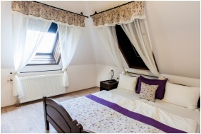 Hotel Bacchus - Keszthely, Recepci�