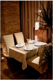 Hotel Bassiana - Sarvar, Tavola per quattro persone