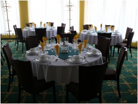 Hotel Bellevue, Étterem
