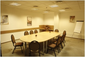  - Hotel Benczur