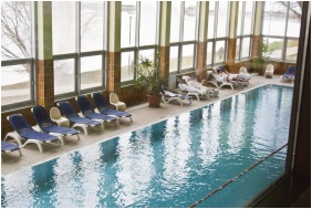 Eigene Strandanlage - Hotel Helikon