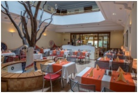 Pezsg�f�rd� - Hotel Kalma