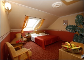 Hotel Korona - Eger, 3* double room