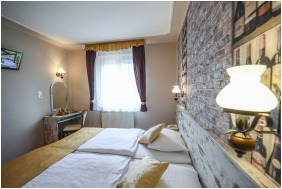 Hotel Korona - Eger, 4*-os VIP Lakoszt�ly