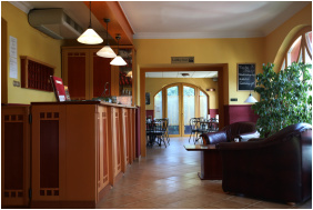 Hotel Laroba, Alsoors, 