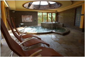 Saltcave, Hotel Laroba, Alsoors