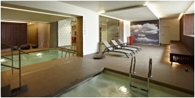 Hotel Laterum Wellness, Pecs, Adventure pool