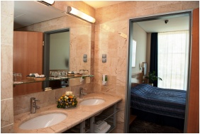 Hotel Lycium, K�t�gyas szoba p�t�ggyal - Debrecen