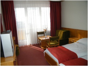 Classic szoba, Hotel Magistern Konferencia & Wellness, Si�fok
