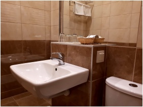 F�rd�szoba - Hotel Magistern Konferencia & Wellness