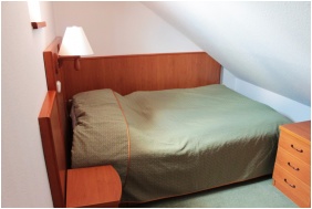 H�rom�gyas szoba, Magita Hotel, Erd�b�nye