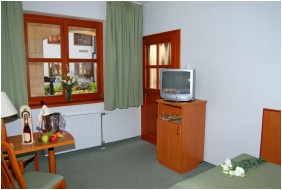 Magita Hotel, Erd�b�nye, K�t�gyas szoba