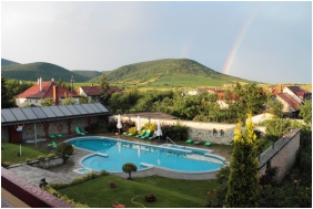 K�ls� medence - Magita Hotel