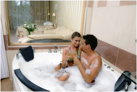 Luxury Suite