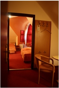 Hotel Minaret - Eger, Becken