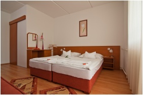 Hotel Napfeny - Zalakaros, Einrichtung