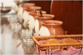 Hotel Napsugar, Breakfast - Heviz