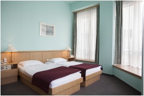 City Hotel Pilvax, K�t�gyas szoba
