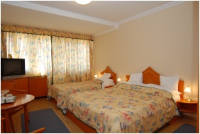 Hotel Rudolf, Hajduszoboszlo, Dreibettzimmer
