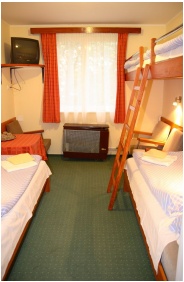 Hotel Touring, Room for four people