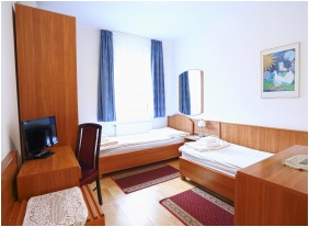 Camera Business, Hotel Wesselenyi, Gyor