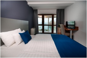 Hotel Yacht Club - Si�fok, room interior