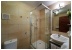 Hotel Yacht Club - bathroom