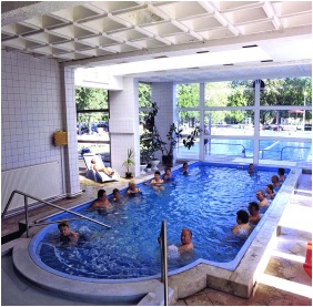 Hunguest Hotel Hoforras, Inside pool - Hajduszoboszlo
