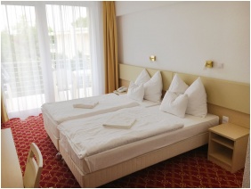 K�t Korona Hotel - Balatonsz�rsz�, Fedett medence
