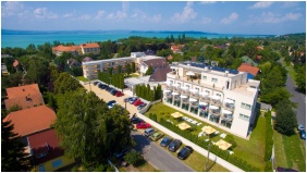 Superior szoba, K�t Korona Hotel, Balatonsz�rsz�