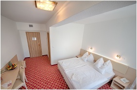 K�t Korona Hotel, Superior szoba