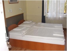 Hotel Lokomotiv - Mezokovesd