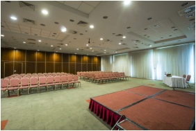 Ny�ron, Ramada Hotel and Resort Lake Balaton, Balatonalm�di