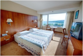 bagno - Ramada Hotel Lake Balaton - Balatonalm�di