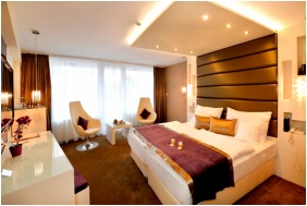 Residence Conference and Wellness Hotel - Si�fok, Hall
