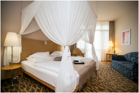 �jszaka, Lotus Therme Hotel & Spa - Heviz