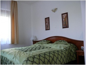 Szerencsemak Pension - Kehidakustany, Family apartment